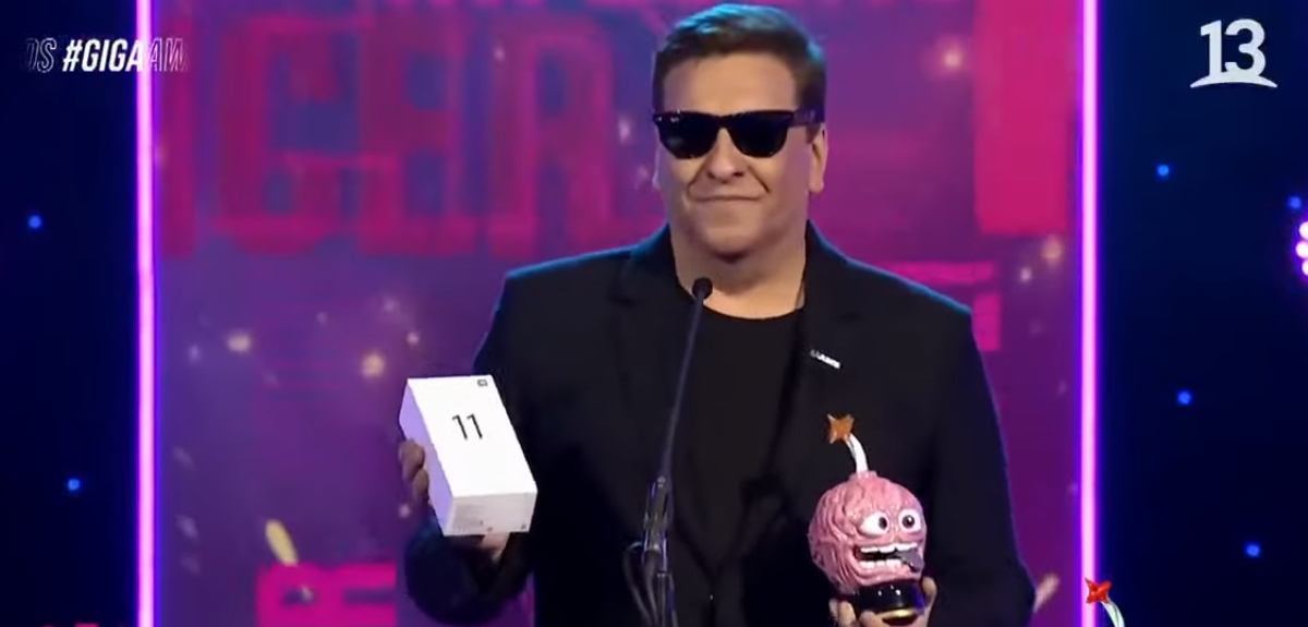 JC Rodríguez recibió importante reconocimiento en los Giga Awards: agradeció emocionado a sus hijos