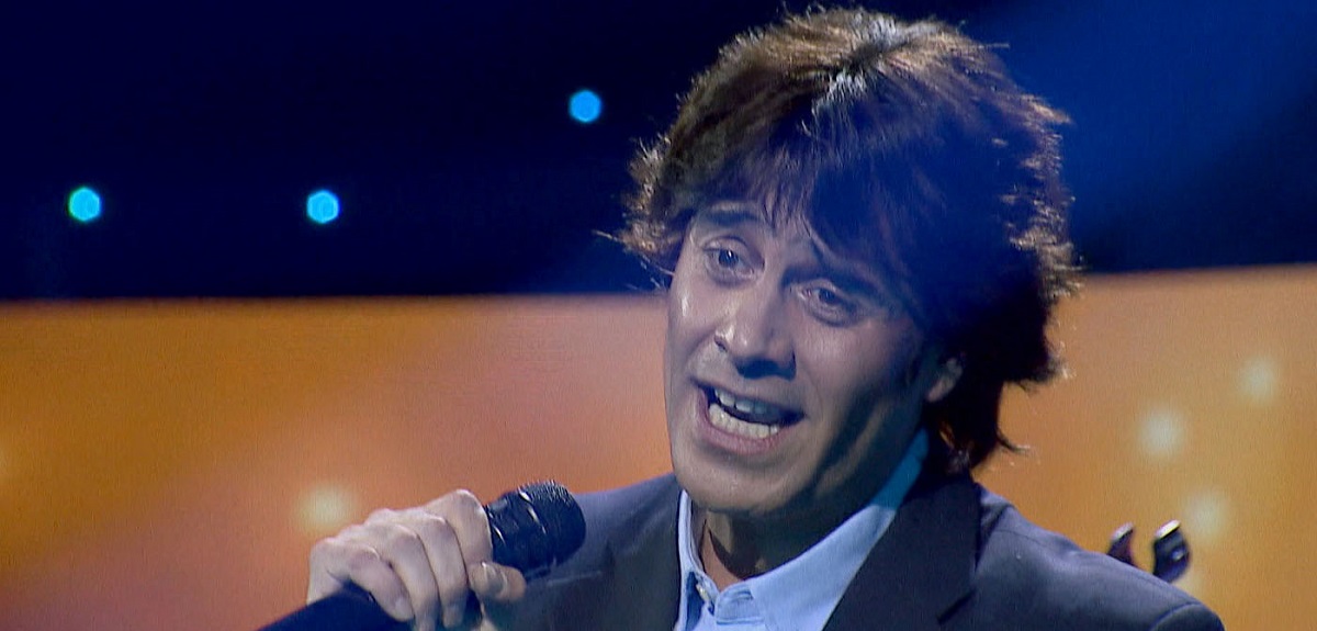 ¿Luciano Bello? Julio Jung fue blanco de bromas por su look como Sergio Dalma en 