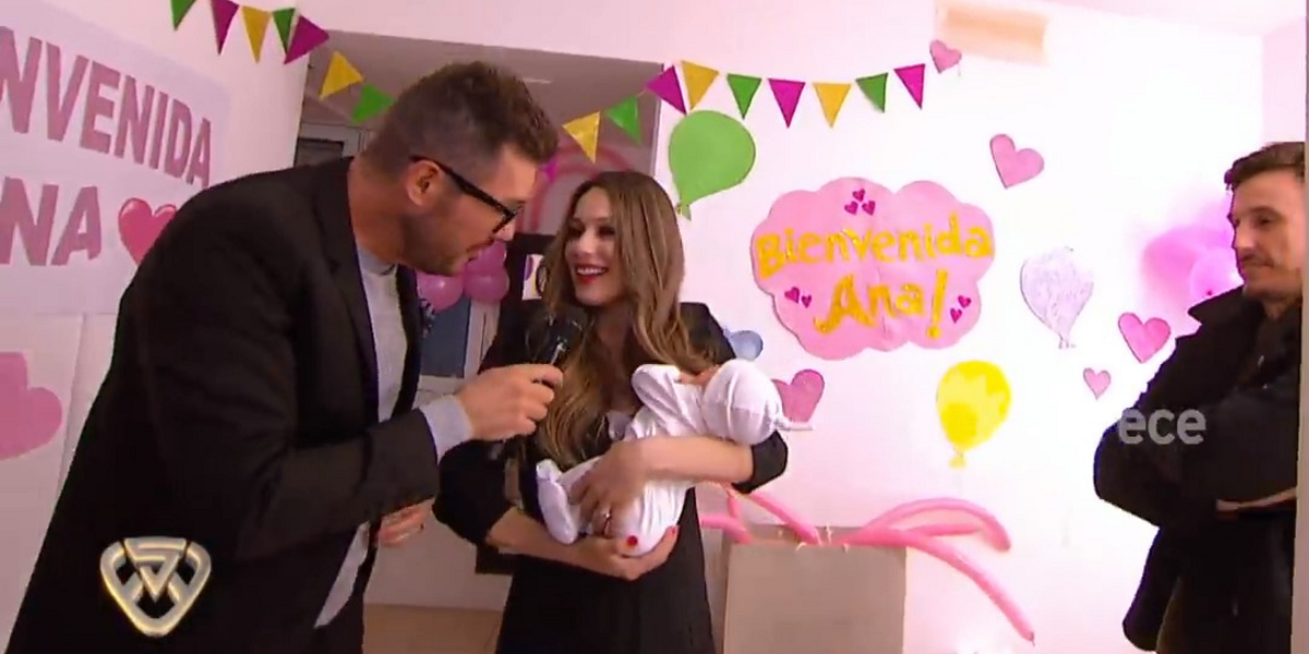 Pampita fue criticada por aparecer con su hija recién nacida en set de TV: “No la quiero dejar sola