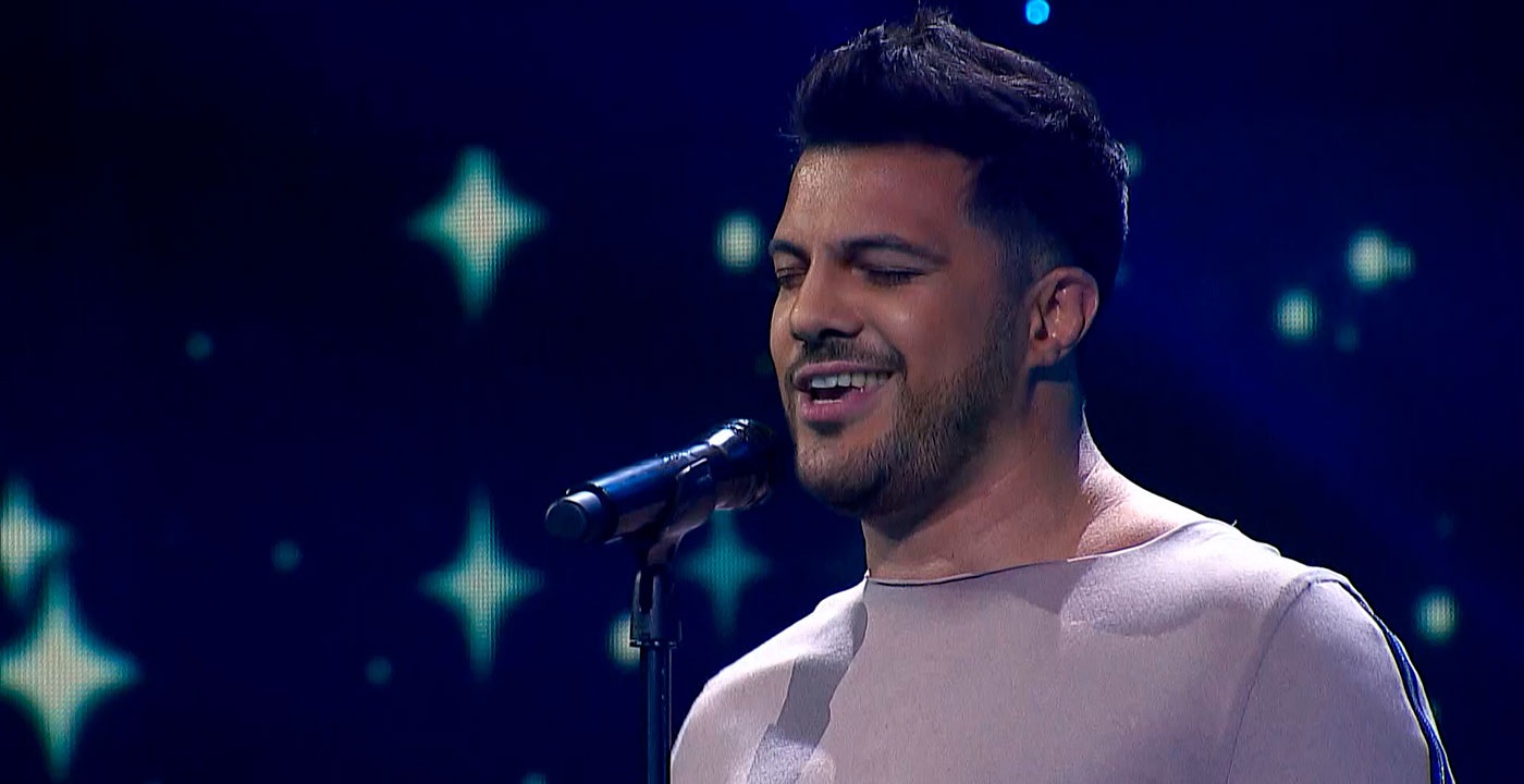 Simón Oliveros sorprendió con su participación en 'The Covers': tuiteros destacaron su buena actitud