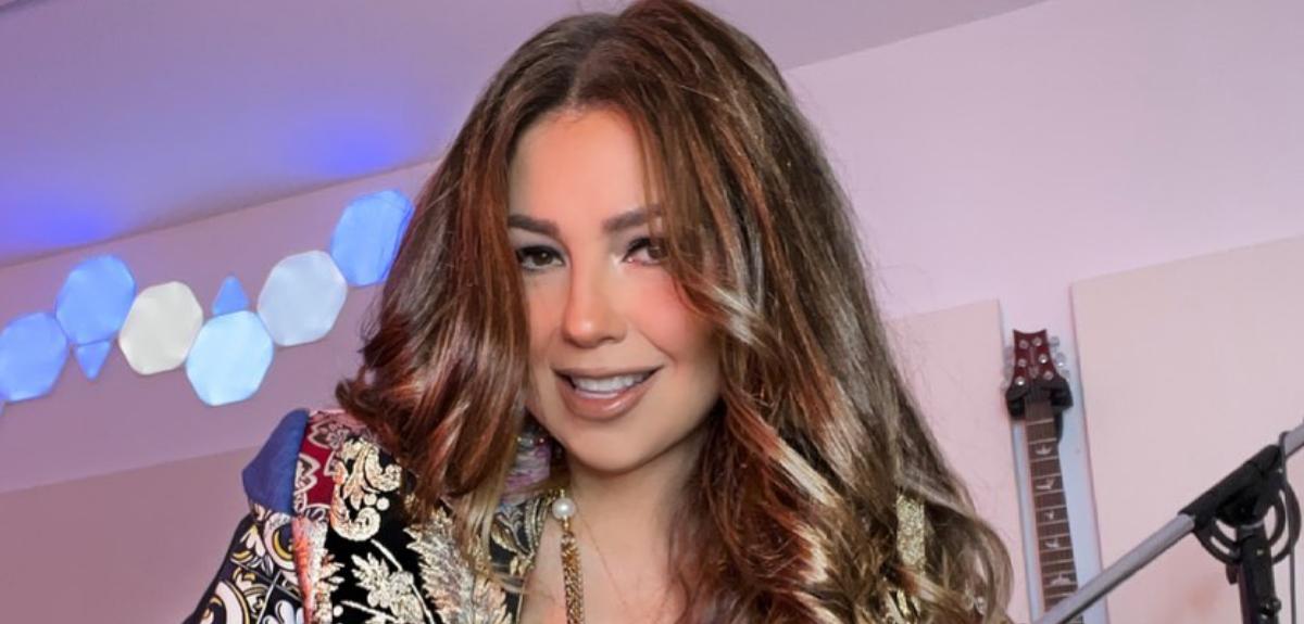 Thalía es acusada de maltrato animal tras someter a su perra Doberman a cruel procedimiento estético