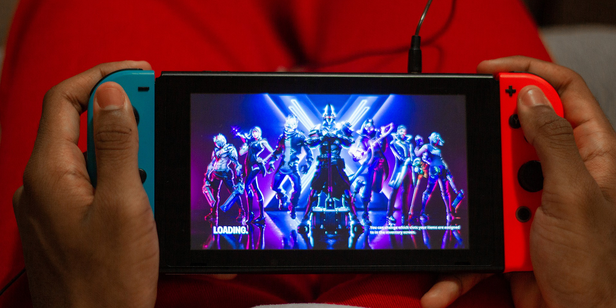 Joven español es el primer caso clínico de adicción a Fortnite: estuvo hospitalizado dos meses