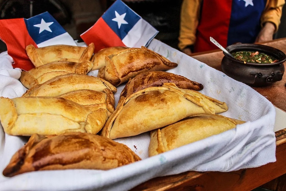 Empanadas y pebre