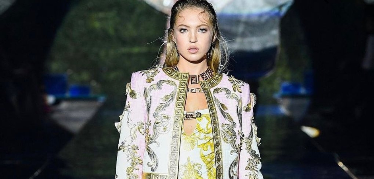 Lila Grace, hija de Kate Moss, se llenó de elogios tras desfilar en Milán con su bomba de insulina