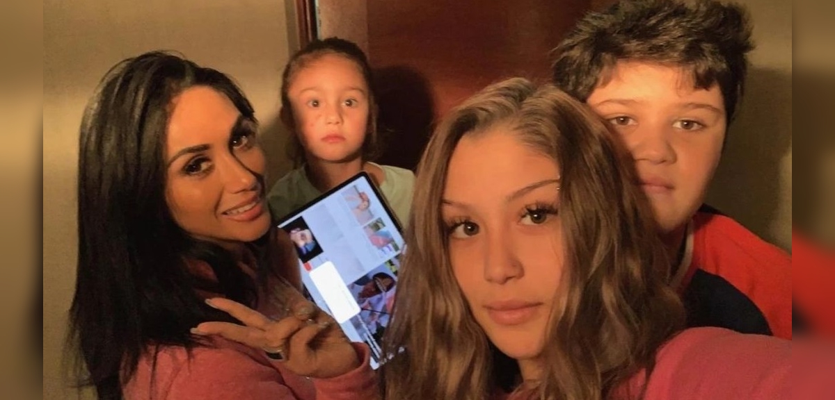 Pamela Díaz dijo adiós a su hija Trini Neira que emprenderá nuevo desafío en Europa: 