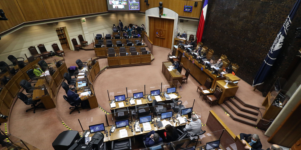 Parlamentarios descartan una posible 
