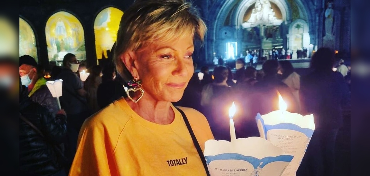 Raquel Argandoña viajó a Francia para pagar manda a Virgen de Lourdes: 