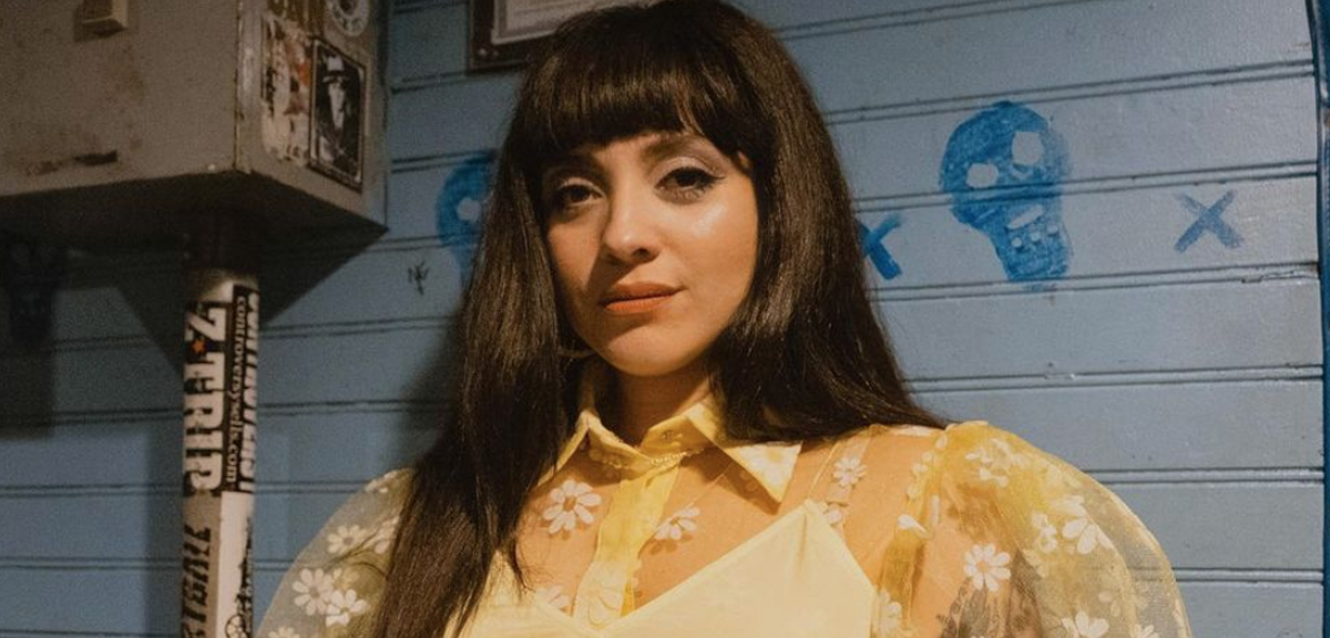 Mon Laferte compartió tierna foto de su avanzado embarazo: 