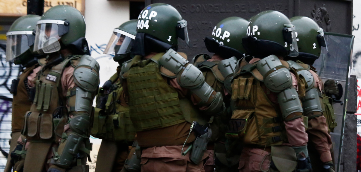 Carabineros difunde audio del momento en que Denisse Cortés recibió fatal impacto en Plaza Baquedano