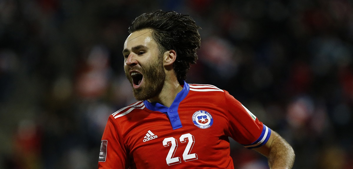 Emotivo mensaje a hinchas y reunión con Iván Zamorano: así celebró Ben Brereton el triunfo de Chile