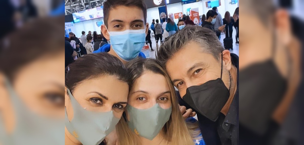 Solabarrieta e Ivette Vergara dedicaron cariñosa despedida a su hija Maite: 