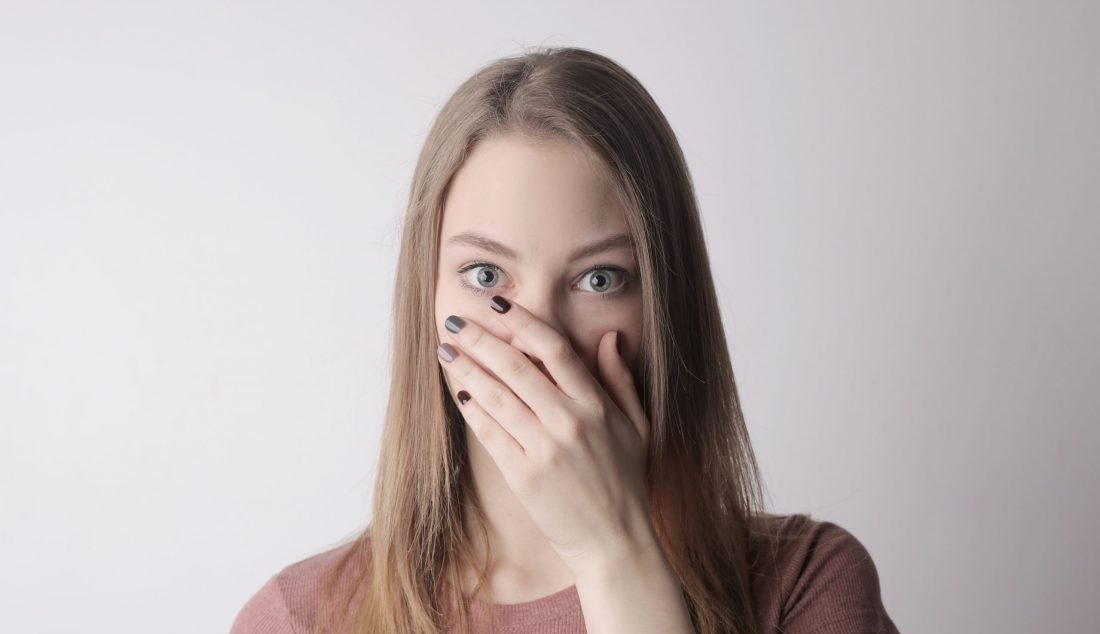 1 de cada 3 personas sufre de mal aliento, ¿cómo podemos combatirlo?