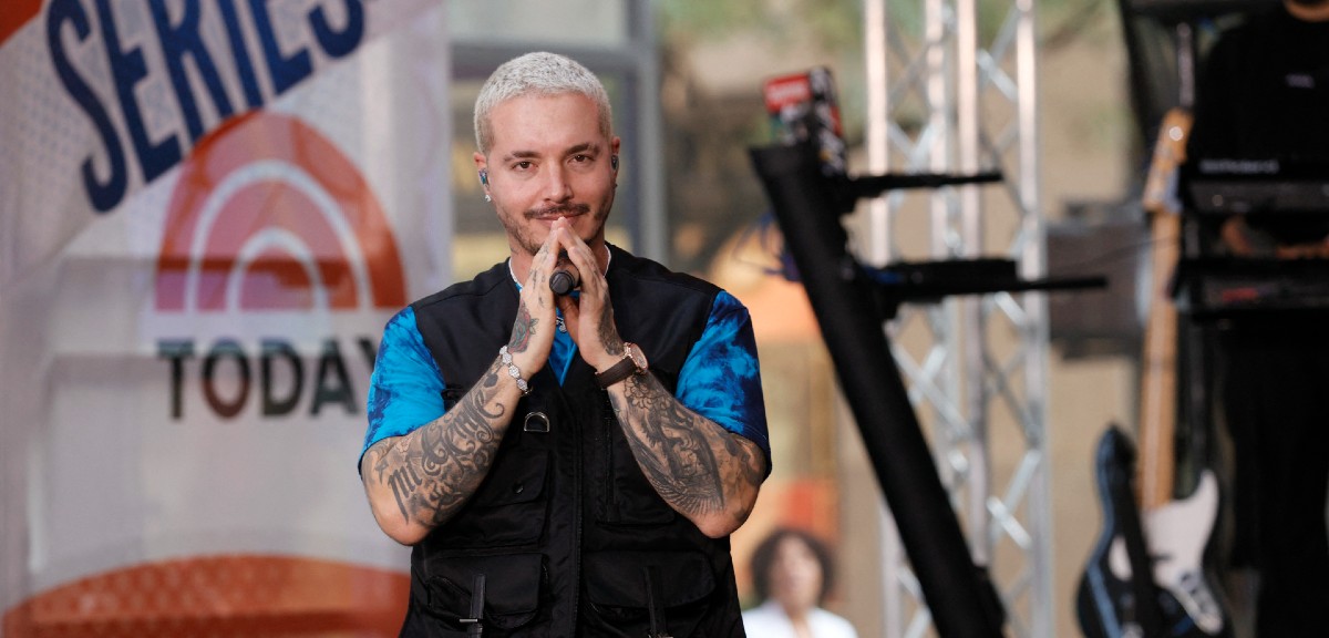 J Balvin compartió foto junto a su hijo de tres meses: 
