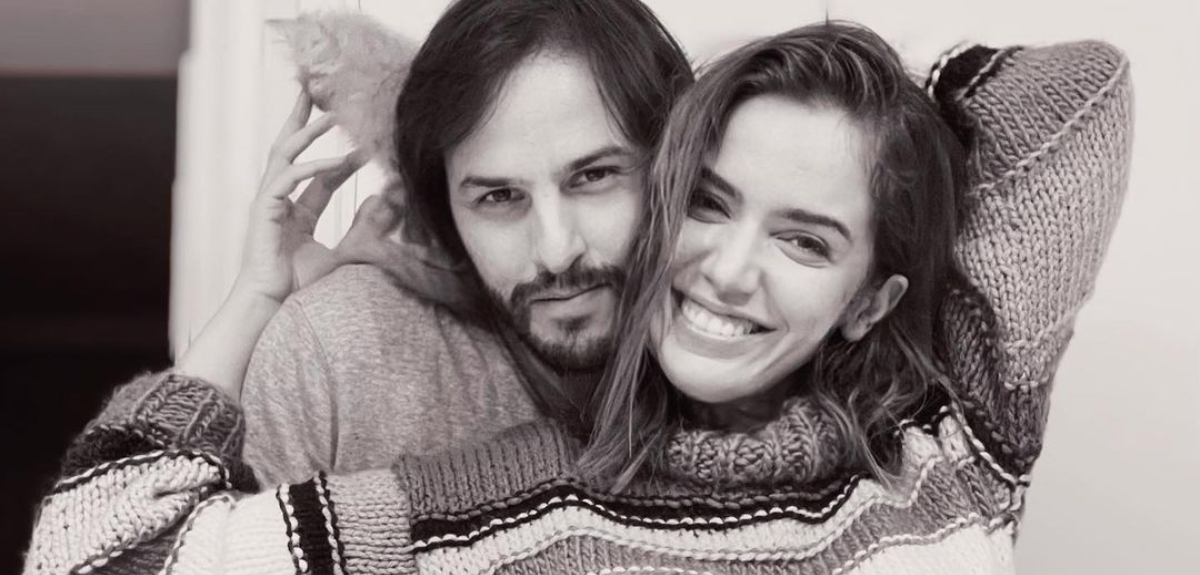 Millaray Viera mostró cómo disfruta de sus vacaciones junto a su pareja en paradisíaca playa