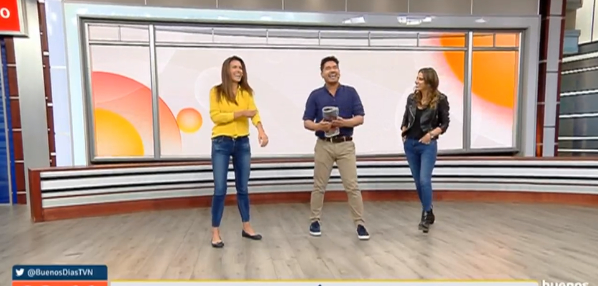 'Buenos días a todos' presentó a su nueva notera en despacho desde la Vega Central: 