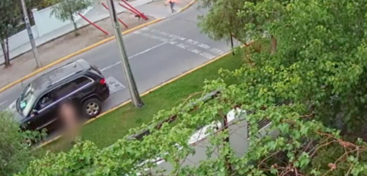 Denuncian a exhibicionista que se desnuda y acosa a mujeres en plena vía pública en Ñuñoa