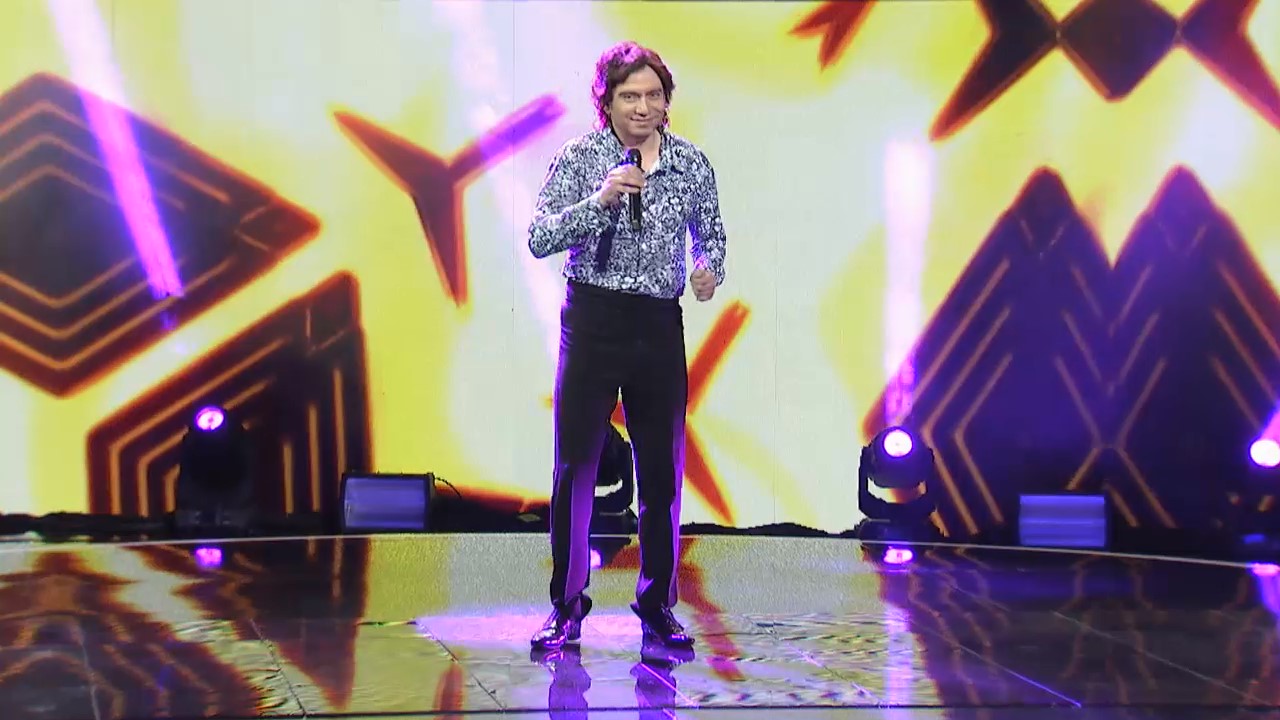 Don Rorro sorprendió con su imitación del Pollo Fuentes