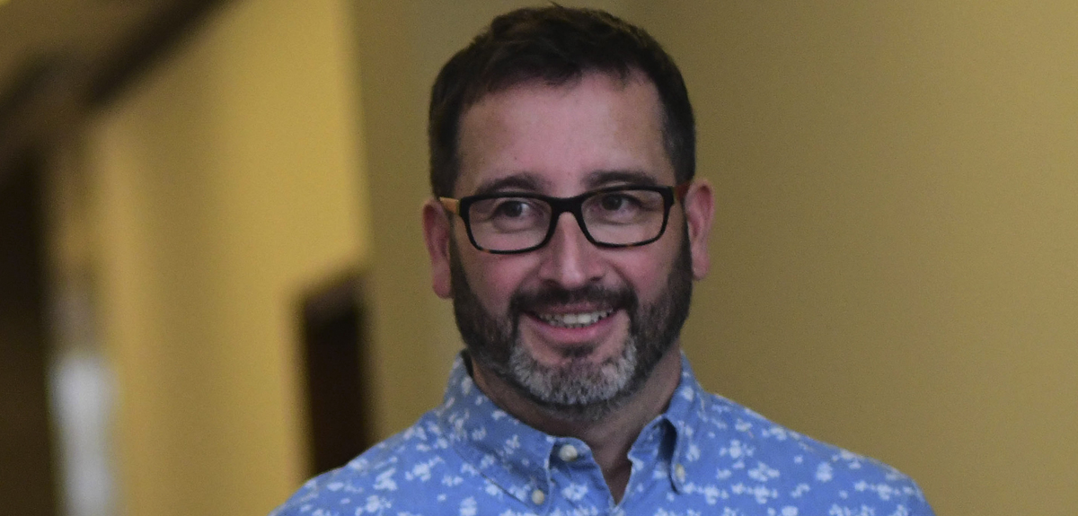 Eduardo Fuentes jugó broma a sus seguidores tras dosis de refuerzo: 