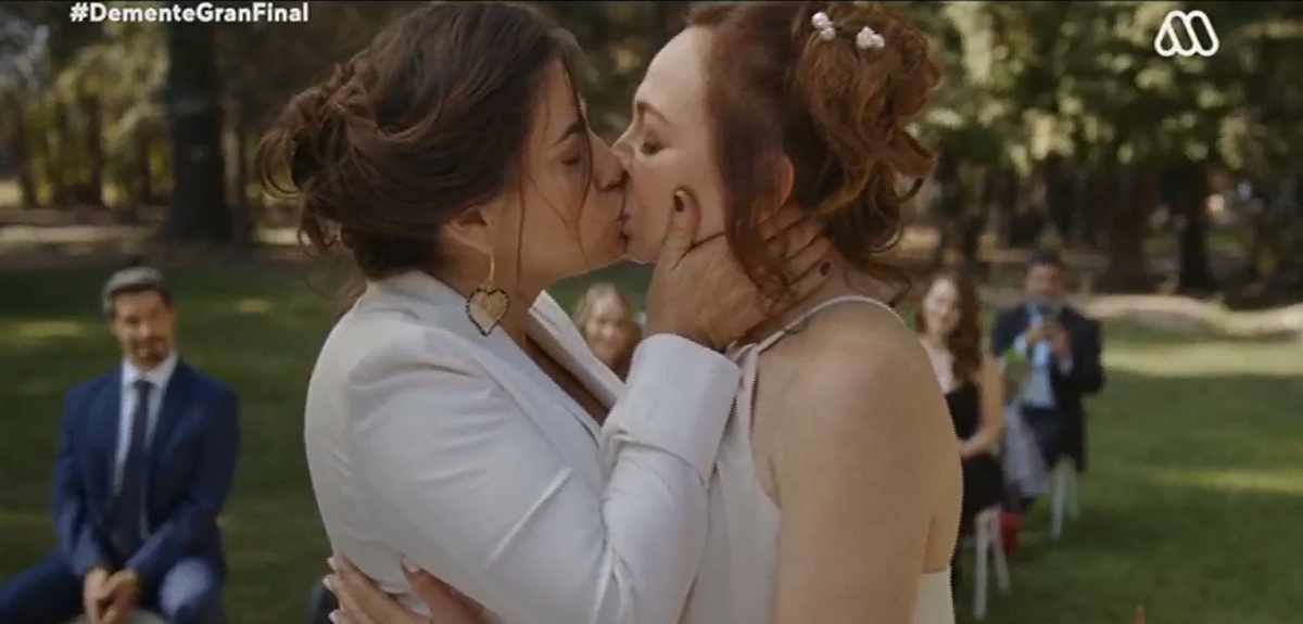 Paty Rivadeneira e Ingrid Cruz festejaron ley de matrimonio igualitario: recordaron roles de Demente