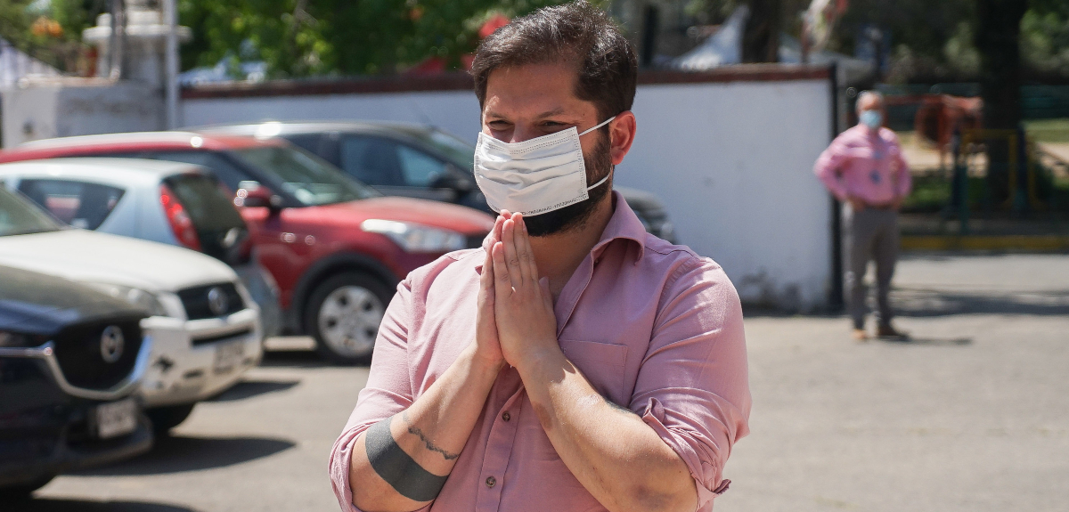 Gabriel Boric suspende participación en 