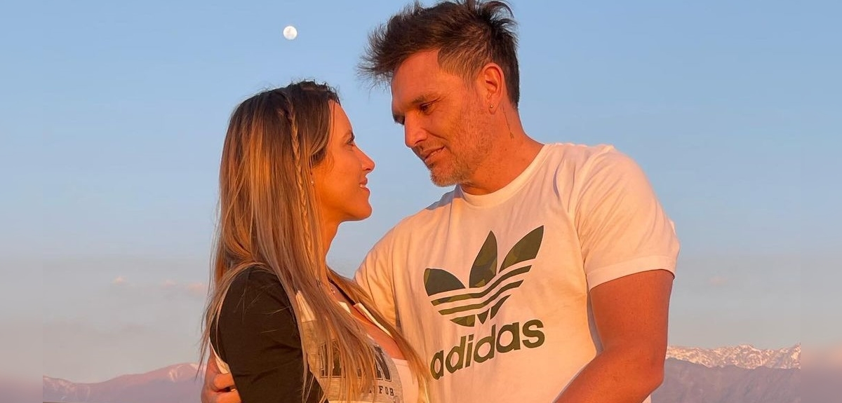 Rafael Olarra y Lucila Vit celebraron su primer aniversario en medio de la dulce espera de su bebé