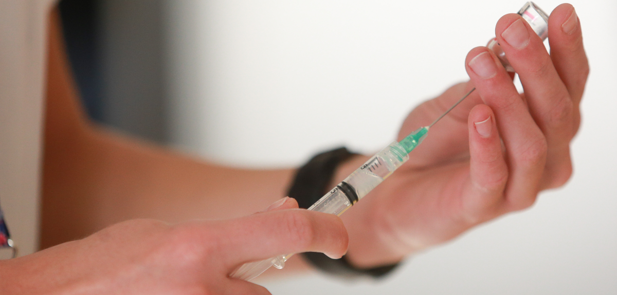 La OMS considera que variante ómicron representa 