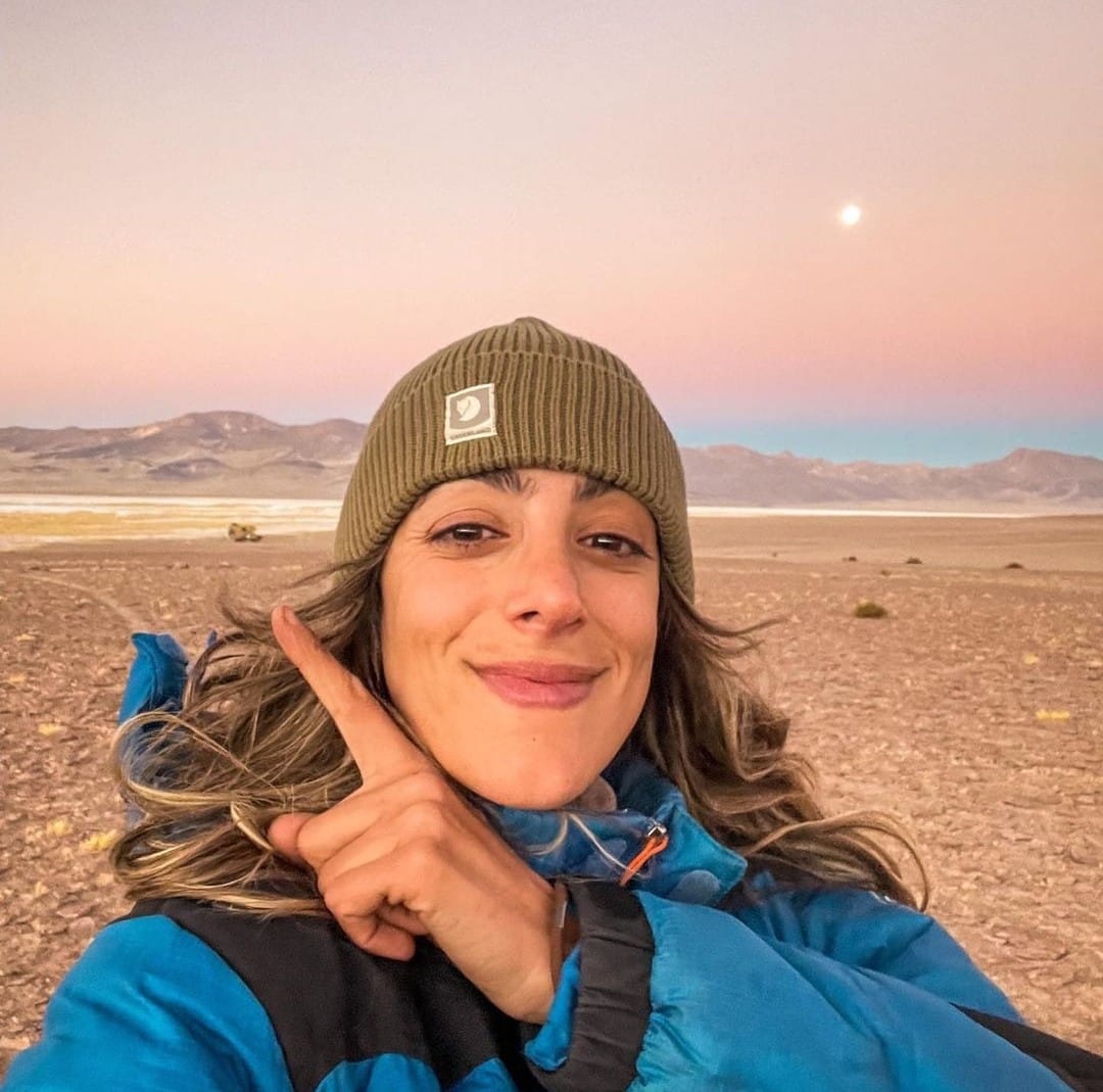 Exinstructura de Resistiré está en África para ser guía de safari: "Estuve a 12 metros de un león"