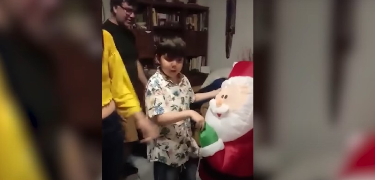 Familia de Tomiii11 compartió emotivo registro de su última Navidad: 