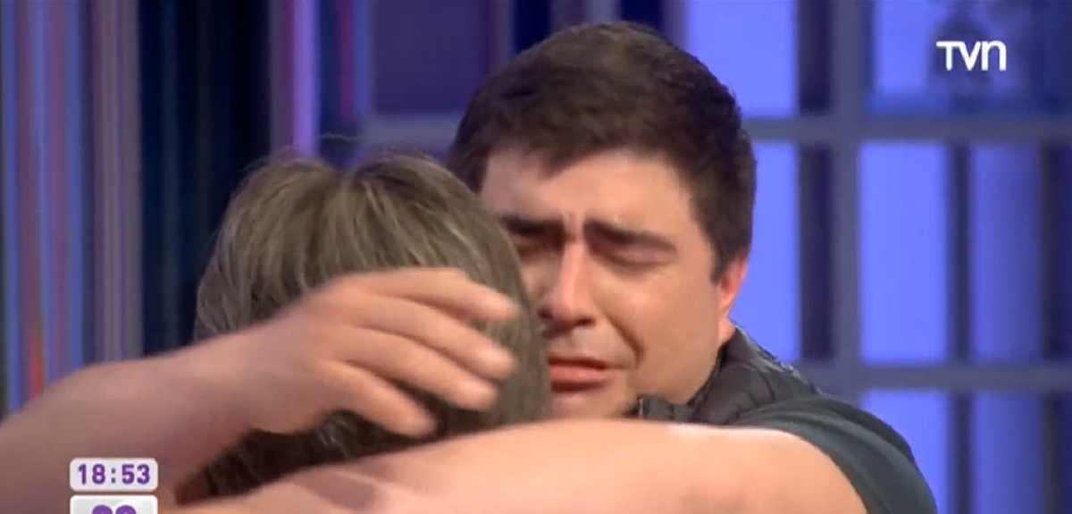 Madre e hijo vivieron emotivo reencuentro tras 25 años separados: Carmen Gloria inspiró su historia