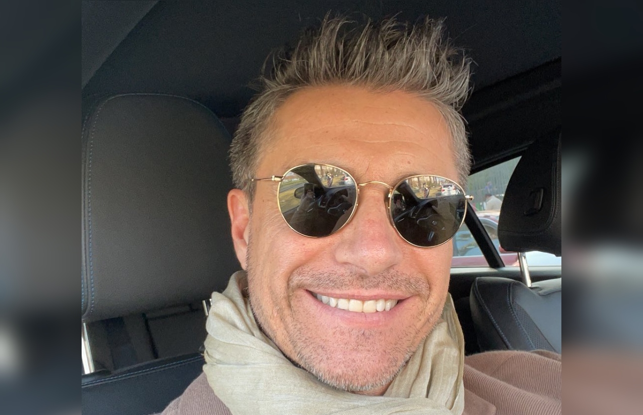 Se tapó las canas: Fernando Solabarrieta se sometió a cambio de look previo a su cumpleaños 51