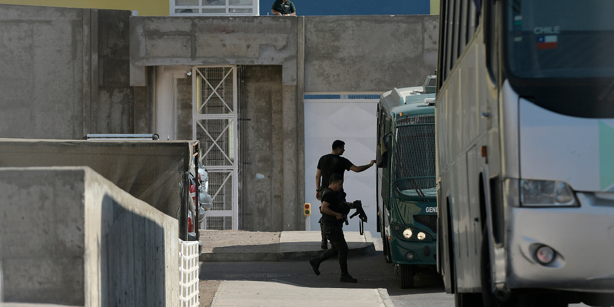 Destituyen a funcionario que “permitió la fuga” de hombre que secuestró y mató a mujer en La Granja