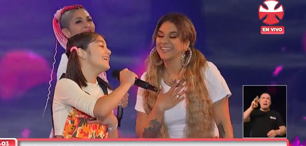 Hija de Flor de Rap se lució cantando con su madre en el Teatro Teletón: 