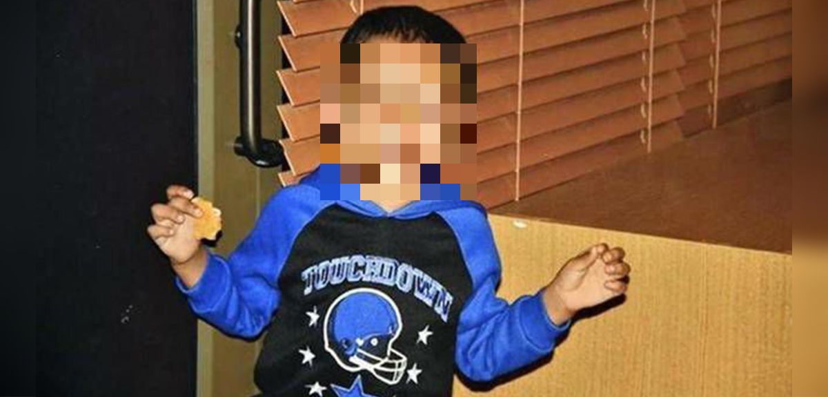 Niño estadounidense fue torturado durante 9 meses por sus padres: lanzaron su cadáver a los cerdos