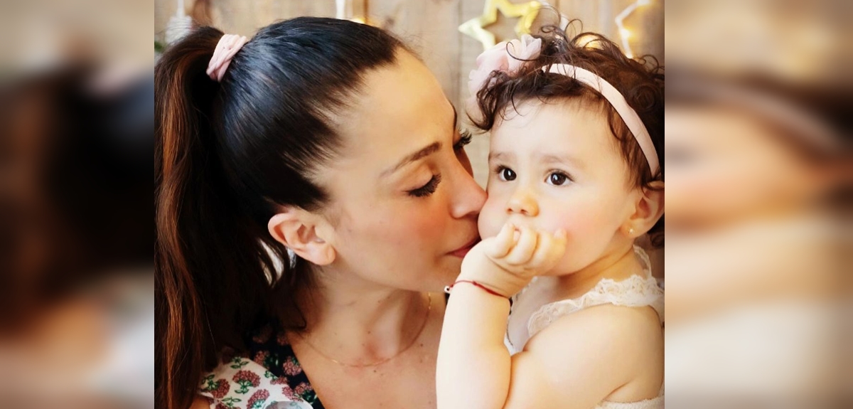 Yamna Lobos compartió tierno video de su hija conversando por teléfono: 