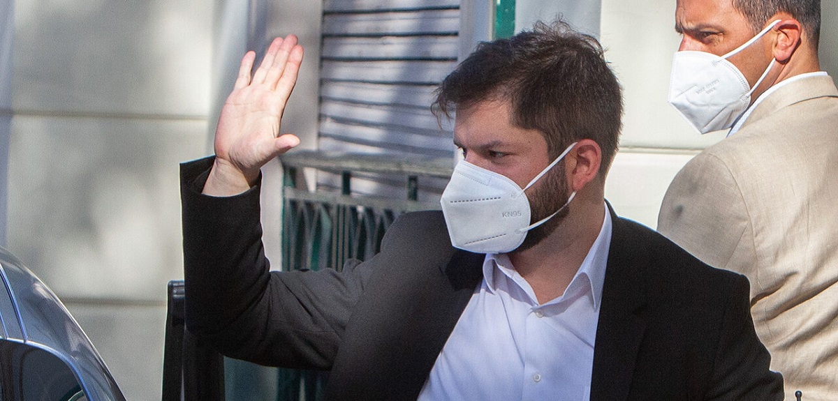 Gabriel Boric condenó agresión a dos carabineros en Iquique: 