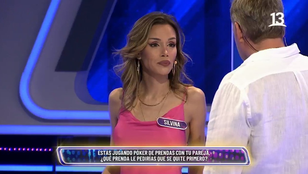 Silvina Varas impactó a televidentes con radical cambio de look en ‘Qué dice Chile’