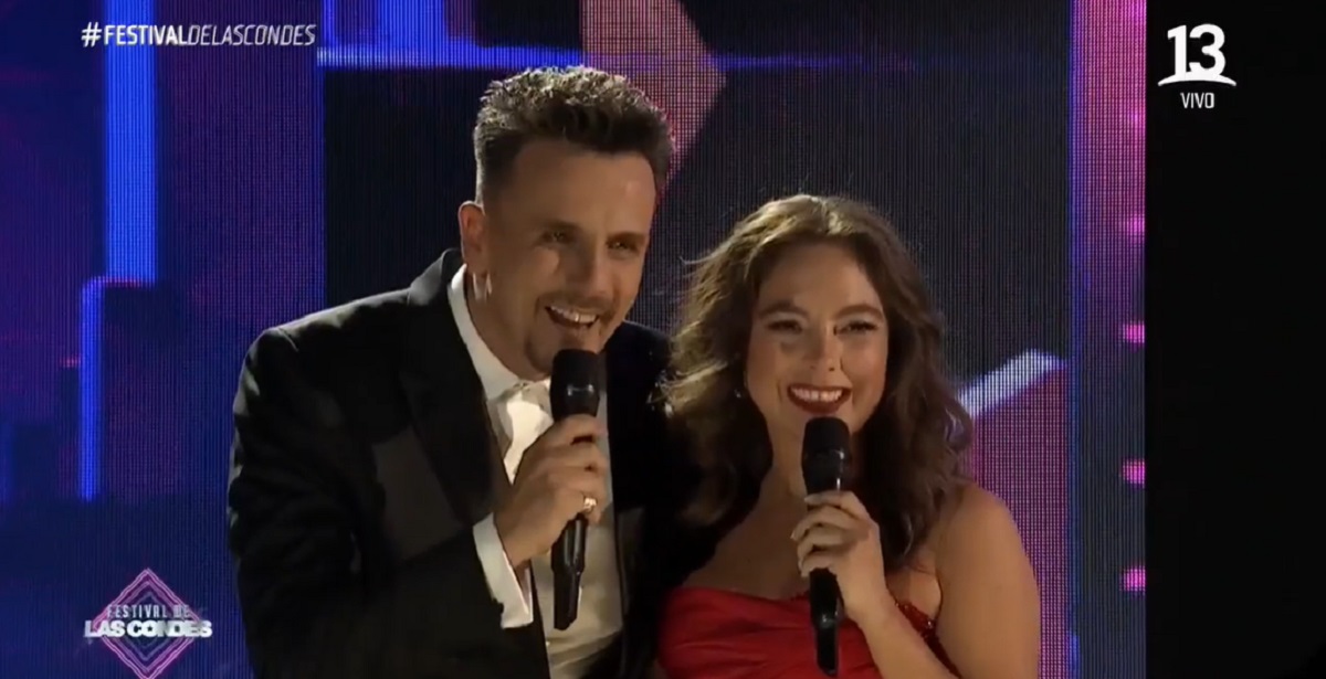 El look con el que Ángeles Araya debutó en el Festival de Las Condes: apostó por el rojo