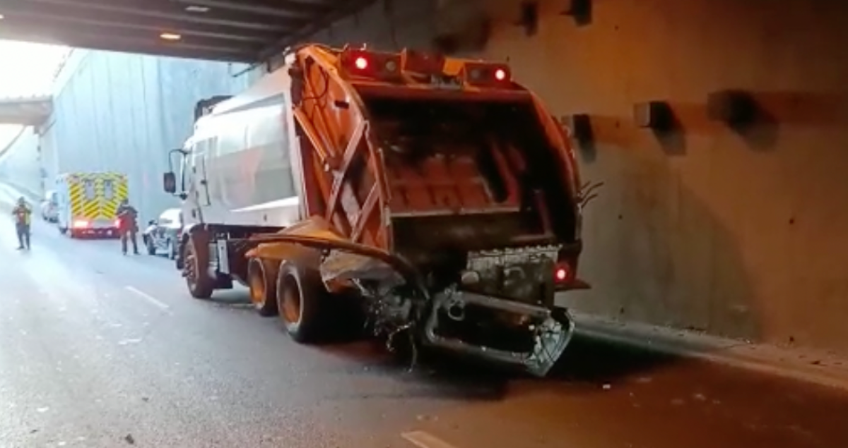 Mujer falleció en brutal choque de tránsito en Vespucio Sur