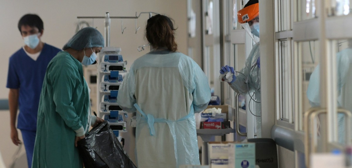 Casi una semana con más de 14 mil contagios diarios: Minsal confirma 67.018 casos activos por COVID