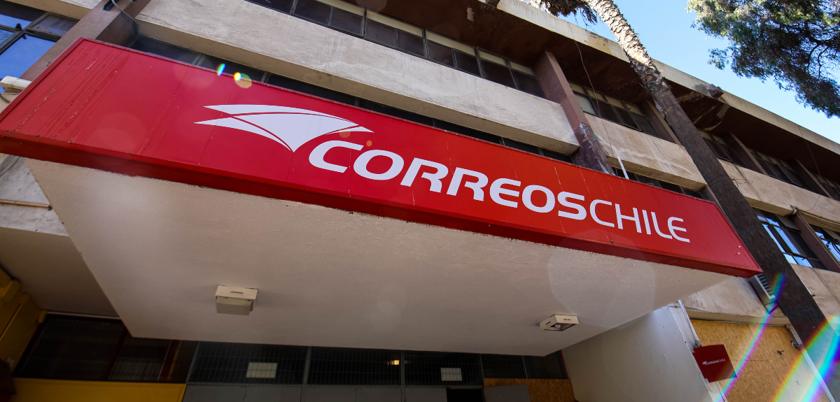 Corte condenó a Correos Chile por entregar cheque de empresa agrícola a hombre que lo cobró