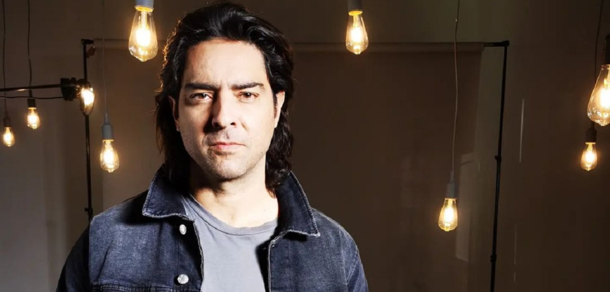 Cristián Riquelme contó cuánto le pagaron por salir en álbum de la teleserie '16': 