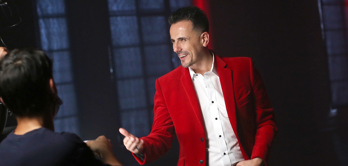 Canal 13 confirma regreso de destacada animadora: será parte del jurado en 'Aquí se Baila'