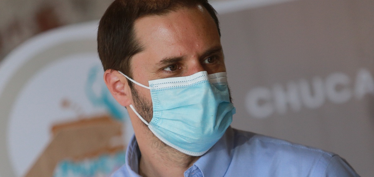 Ministro Bellolio inició cuarentena preventiva: es contacto estrecho de pariente con COVID-19