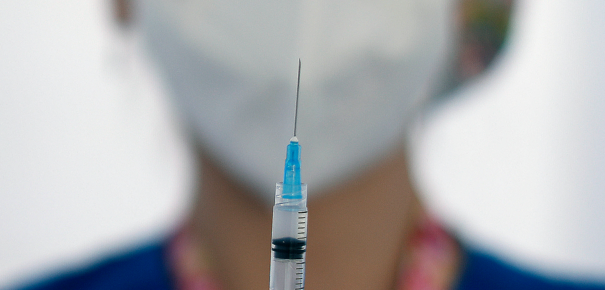 Minsal informó la cifra de contagios diarios de COVID-19 más baja del año: menos de mil casos