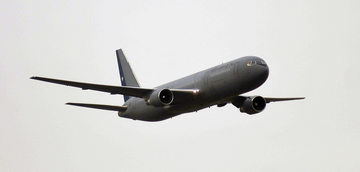 Aseguran que Chile compró 2 aviones Boeing E-3D Sentry que Reino Unido pasó a retiro el año pasado