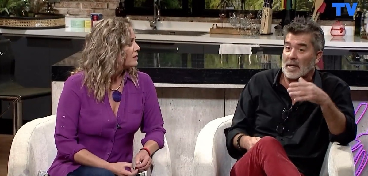 Claudia Conserva y 'Pollo' Valdivia compartieron pantalla: analizaron conflicto de Ucrania en 'Milf'