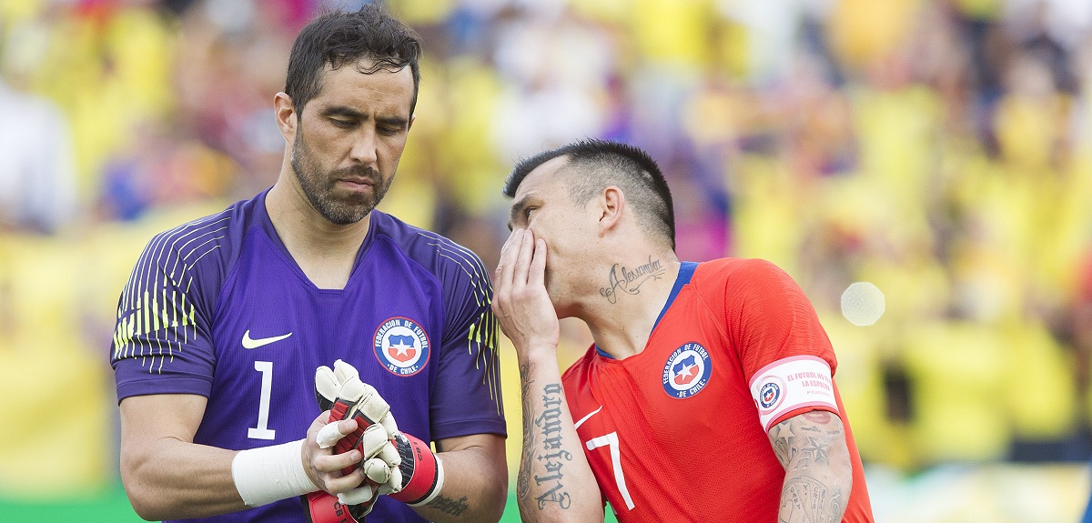 Claudio Bravo respaldó a Gary Medel tras recibir amenazas por accidente vehicular de su papá