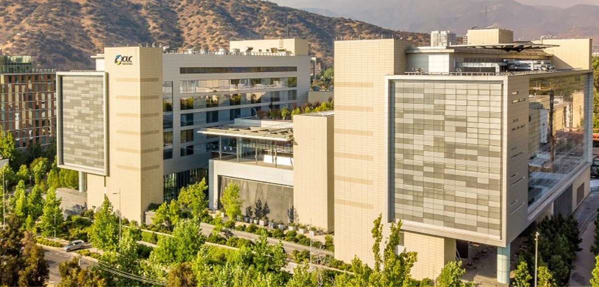 Clínica Las Condes aclara estadía de líder narco en el recinto: afirman se cumplió orden judicial