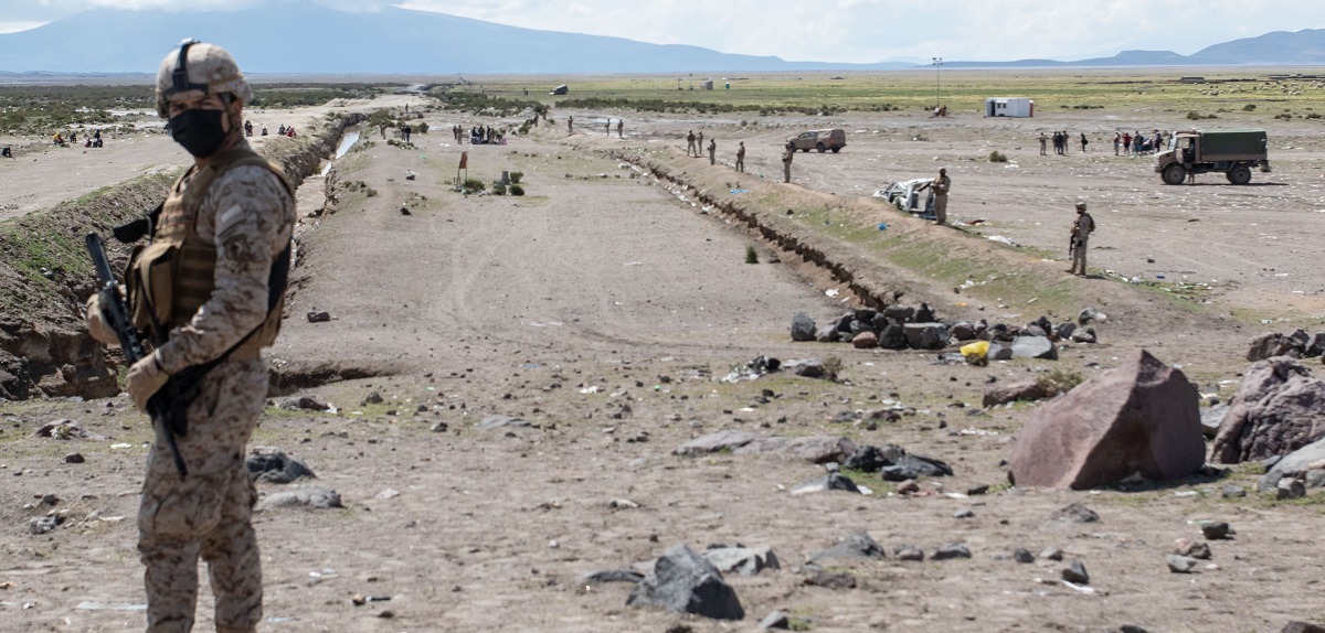 Colchane: imágenes aéreas dan cuenta de dificultad para controlar masivo ingreso de migrantes