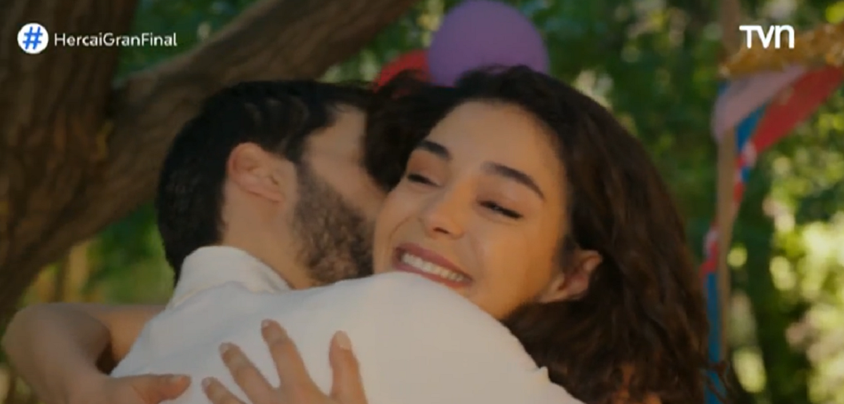 Reyyan esta embarazada de gemelos junto a Mirán